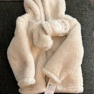 Babies need to stay warm too !! New Carter’s furry jacket